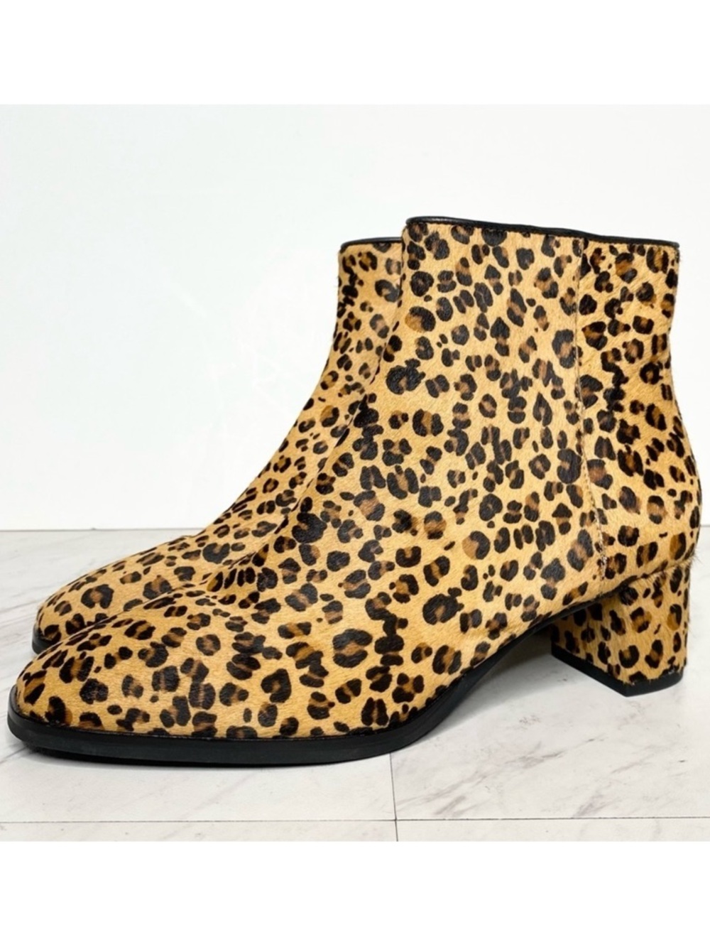 New! Via Spiga Vinson Cheetah Print Cow Fur Bootie 6M